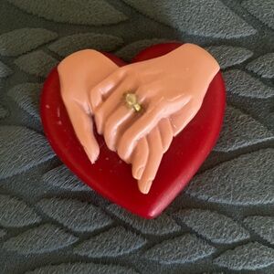 Handmade 3D Resin Holding Hands Heart Wedding Love Gift Paperweight